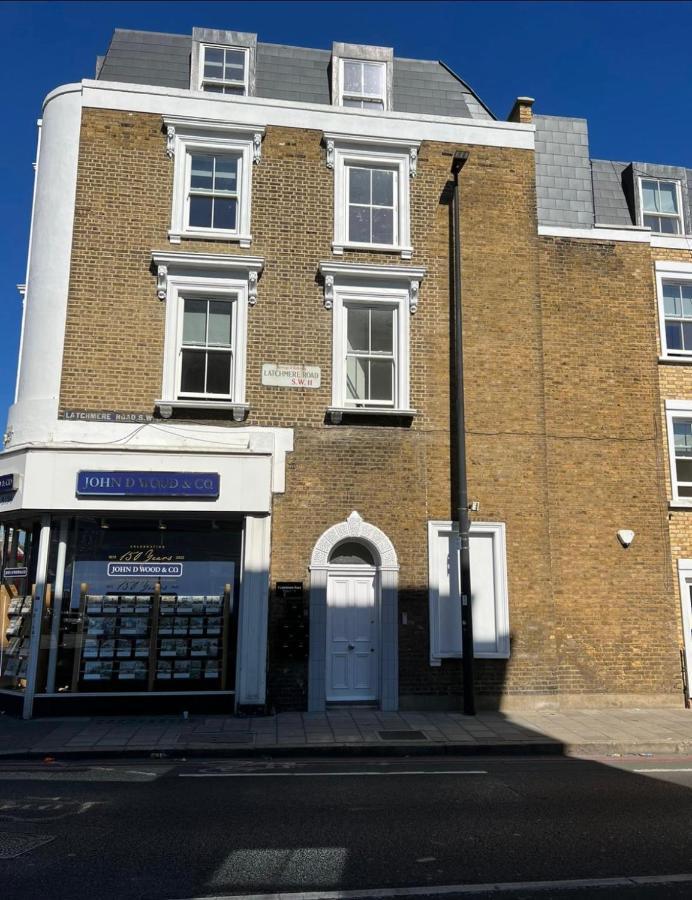Lovely 2 Bedroom Serviced Penthouse Battersea Park Road London Kültér fotó